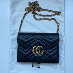 Authentic gucci marmont wallet on chain.